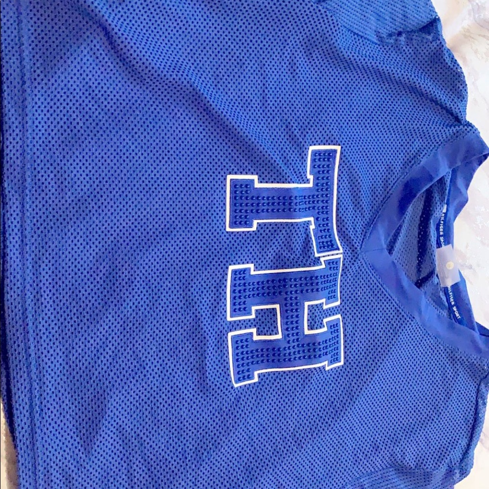 Tommy Hilfiger crop top